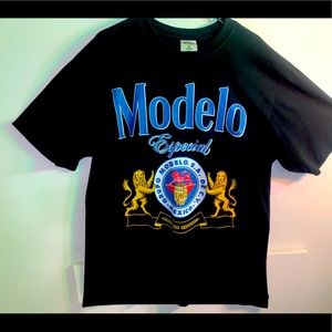 CUSTOM MADE Modelo T-Shirt